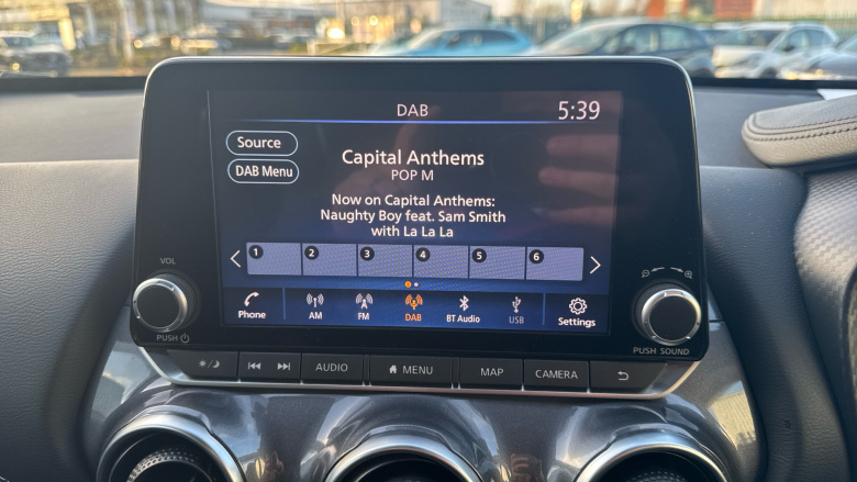 Nissan Juke 1.6 Hybrid Tekna 5dr Auto Hybrid Hatchback